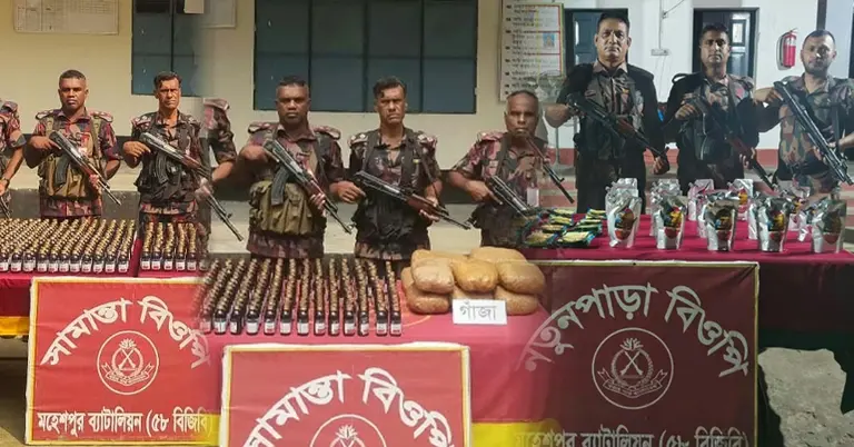 ঝিনাইদহে বিজিবির পৃথক অভিযানে উদ্ধারকৃত মাদকদ্রব্য ও ভারতীয় পণ্য